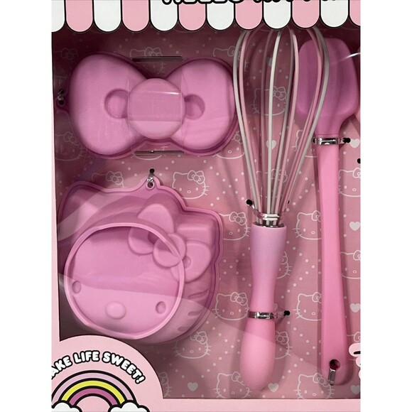 Hello Kitty Mini Cake Making Set 7 Piece 2 Silicone Molds Wisk Spatula and More - Picture 3 of 9